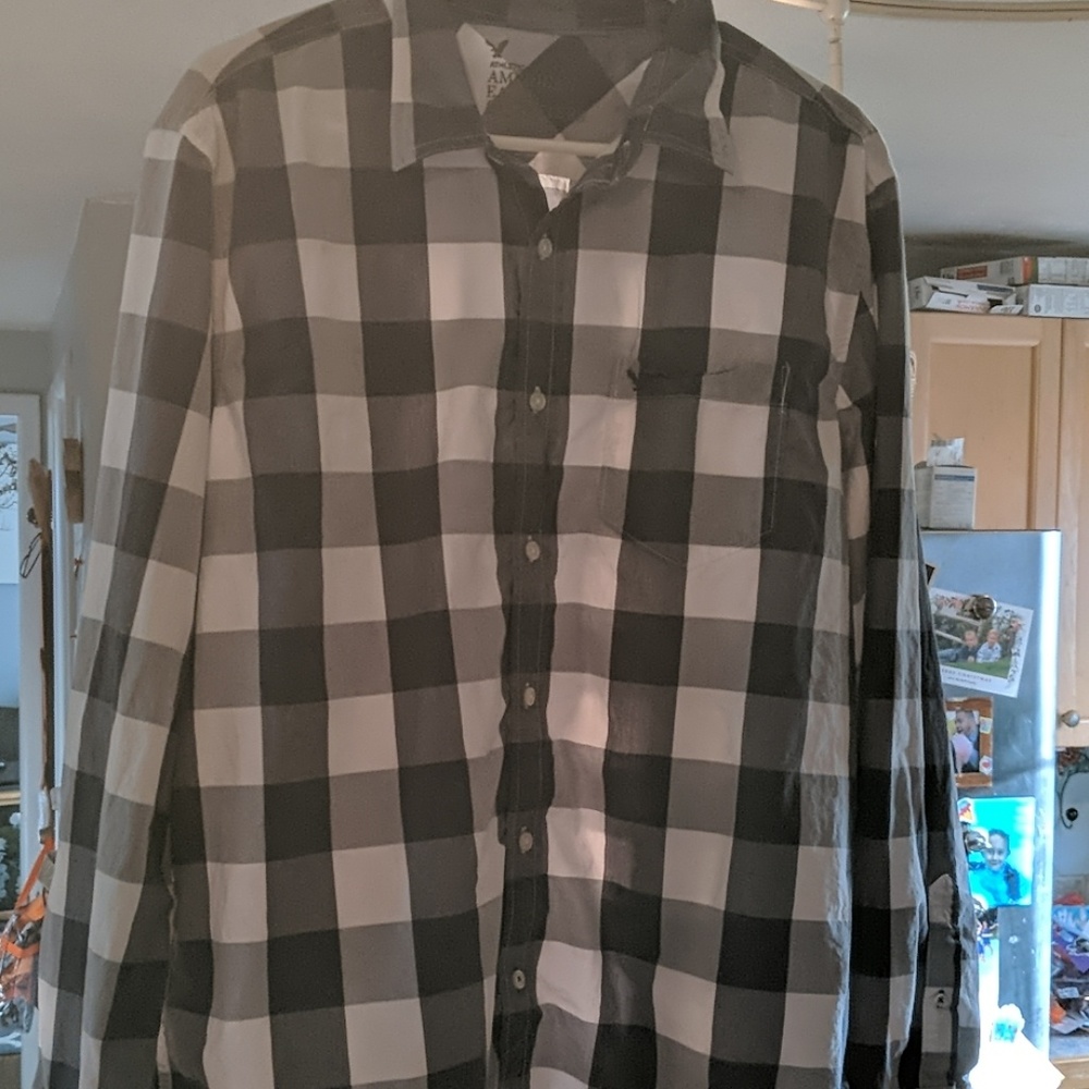 American eagle button down shirt - Picture 1 of 3
